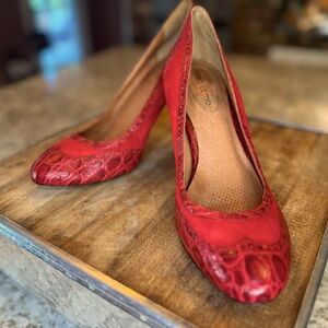 Corso Como Red Textured Heels